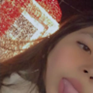 Meet your Posher, Laylani